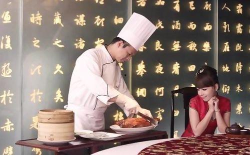 爆料香肠掺假视频播放,视频揭露食品安全隐患