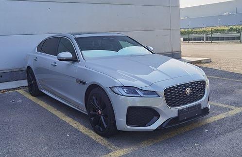 捷豹xfl最新款爆料图,豪华与科技完美融合，揭秘最新款设计亮点”