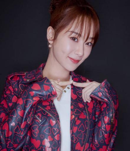 娱乐圈爆料君杨紫,娱乐圈爆料君揭秘，明星背后的故事