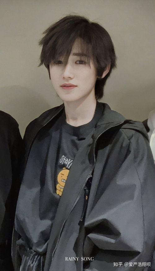 宋亚轩被队友爆料的视频,真相背后引热议