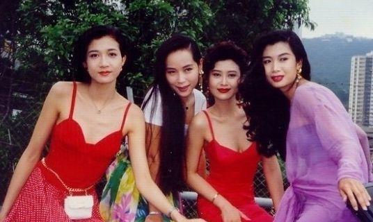 娱乐爆料吴家丽吸烟视频,镜头下的真实生活