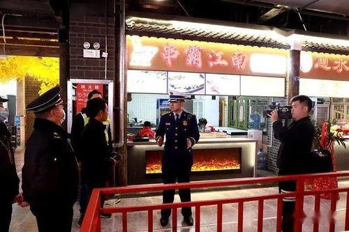 花果园爆料火灾最新消息,火势已得到控制，损失情况正在统计